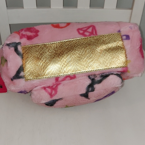 Betsey Johnson BETSEYVILLE PINK FUR HOBO BAG - Picture 14 of 14